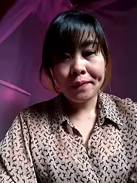 Snapshot of juicy-milu chatting on March 4, 8:42 am juicy-milu online show from March 4, 8:42 am