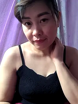 Snapshot of juicy-milu chatting on March 5, 12:28 am juicy-milu online show from March 5, 12:28 am