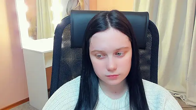 Snapshot of LynnaNull chatting on February 26, 1:54 pm LynnaNull online show from February 26, 1:54 pm