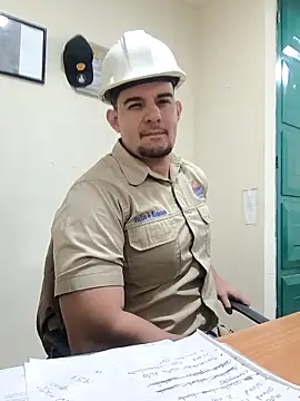 Snapshot of Jaramill07 chatting on February 24, 7:01 pm Jaramill07 online show from February 24, 7:01 pm