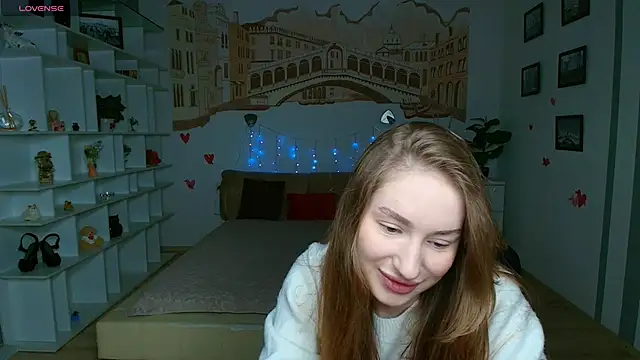 Snapshot of AlicaFoxis chatting on March 1, 6:54 pm AlicaFoxis online show from March 1, 6:54 pm