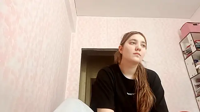 JanineThielman online show from April 1, 3:40 am