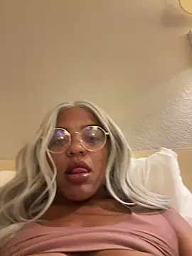 princessandthefootjob online show from April 27, 4:38 pm