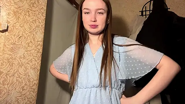 Snapshot of Hanna__Montanna chatting on March 14, 5:07 pm Hanna Montanna online show from March 14, 5:07 pm