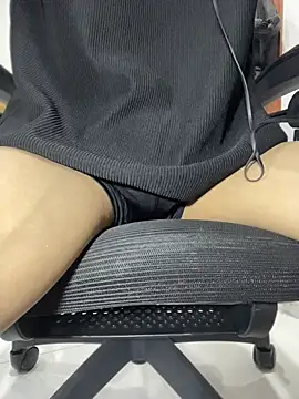 NniuAh online show from April 18, 10:08 am