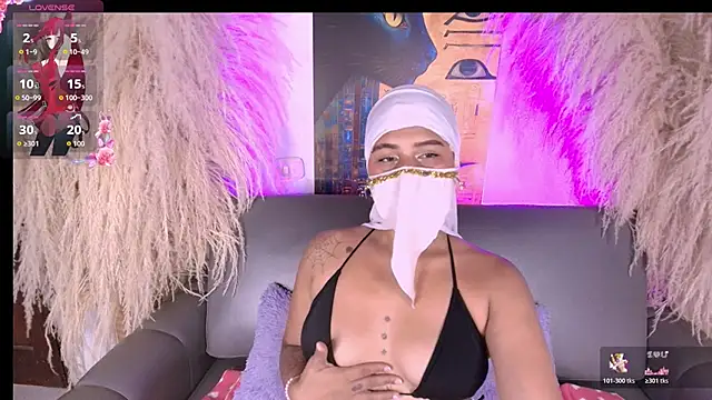 milkk  online show from April 4, 8:06 pm