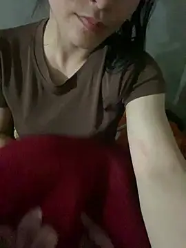 Snapshot of hotgrilsex chatting on February 24, 1:42 pm hotgrilsex online show from February 24, 1:42 pm