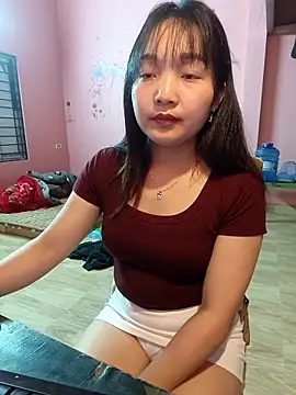 Myna5790 online show from March 18, 11:30 pm