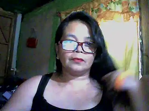 Flowerblossom123 online show from April 5, 8:22 am