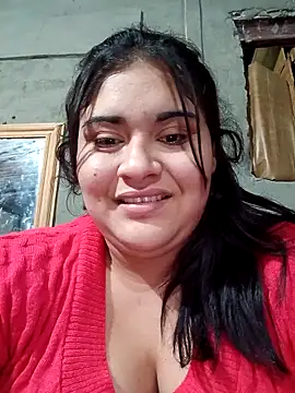 Orianamzn21 online show from May 2, 5:23 am
