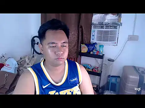 Snapshot of cutejohn chatting on April 30, 8:42 am cutejohn online show from April 30, 8:42 am