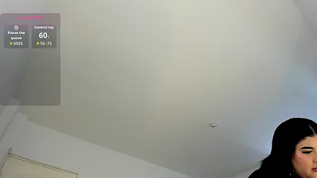 Snapshot of Yasmin_cute chatting on June 23, 2:15 pm Yasmin cute online show from June 23, 2:15 pm