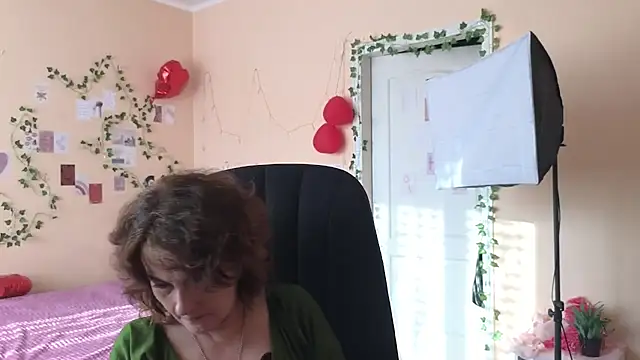 Miss Amberr online show from March 18, 4:59 am