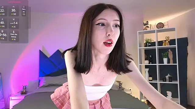 KuramiGirl online show from April 10, 3:01 am