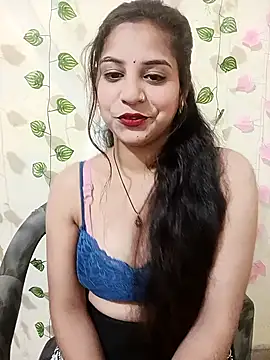 Snapshot of lovely-girl99 chatting on February 27, 5:29 am lovely-girl99 online show from February 27, 5:29 am