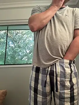 chubbylittlesecret online show from April 3, 8:40 pm