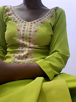 Snapshot of Karishma_88 chatting on February 25, 5:17 am Karishma 88 online show from February 25, 5:17 am