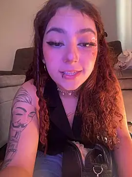 Snapshot of ZoeVixen chatting on March 6, 3:19 pm ZoeVixen online show from March 6, 3:19 pm