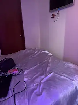 Snapshot of ZoeVixen chatting on March 13, 3:40 pm ZoeVixen online show from March 13, 3:40 pm