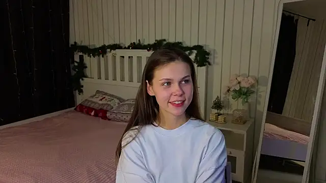 EarthaLevra online show from March 19, 7:07 pm