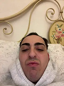 Snapshot of ombra99 chatting on March 4, 2:34 pm ombra99 online show from March 4, 2:34 pm