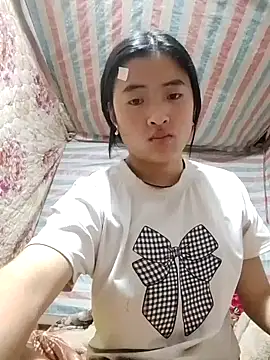 Lala-labu online show from March 31, 8:15 am