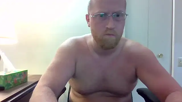 Snapshot of tytheexhibionist chatting on May 12, 10:18 pm tytheexhibionist online show from May 12, 10:18 pm