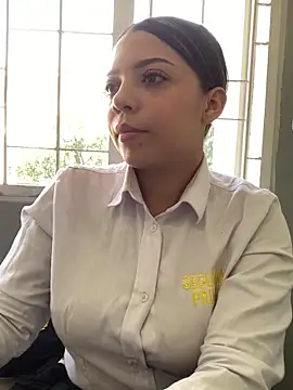 Snapshot of AdaPink_ chatting on February 27, 4:18 pm AdaPink online show from February 27, 4:18 pm