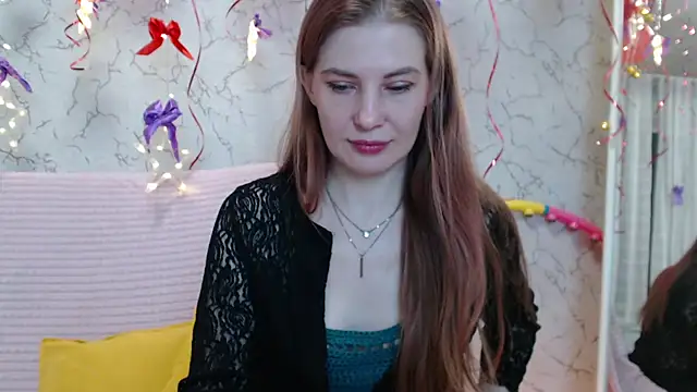 Snapshot of loveslovesflowers chatting on March 4, 4:57 pm loveslovesflowers online show from March 4, 4:57 pm