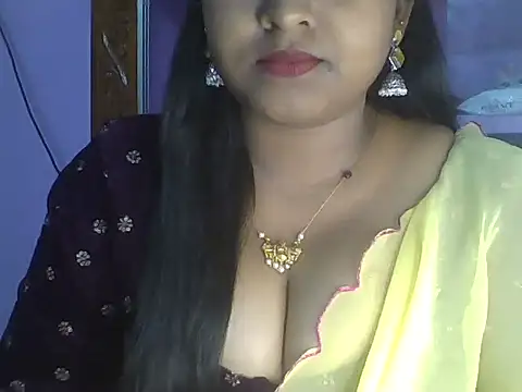 Snapshot of Tamil_Kuttyma chatting on June 1, 1:57 pm Tamil Kuttyma online show from June 1, 1:57 pm