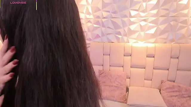 mell muller online show from April 7, 11:54 am