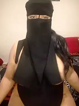 madleen Mm online show from May 14, 3:19 pm