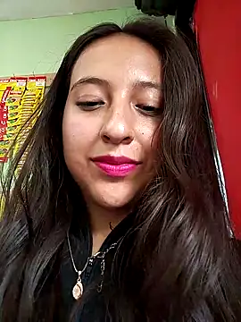 Snapshot of MaskedLatinaX chatting on May 12, 3:20 pm MaskedLatinaX online show from May 12, 3:20 pm