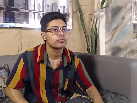 Noha  scott online show from March 5, 2:13 pm