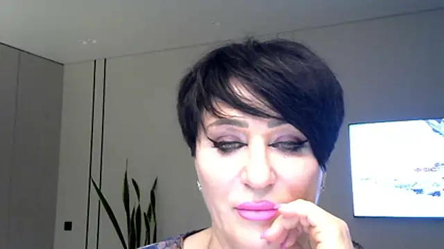 Kleotempt online show from March 17, 7:28 pm