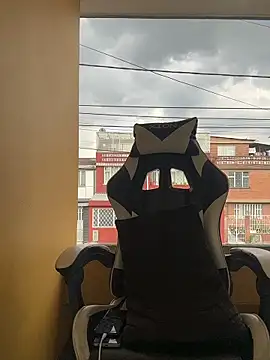 Nahomy firee online show from February 28, 7:59 pm