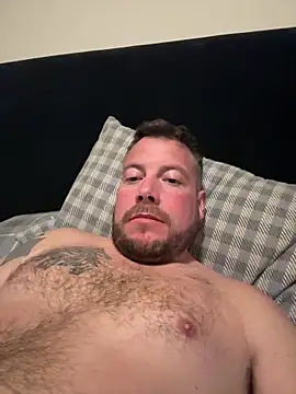 Snapshot of 19Ricky88 chatting on April 6, 6:42 pm 19Ricky88 online show from April 6, 6:42 pm