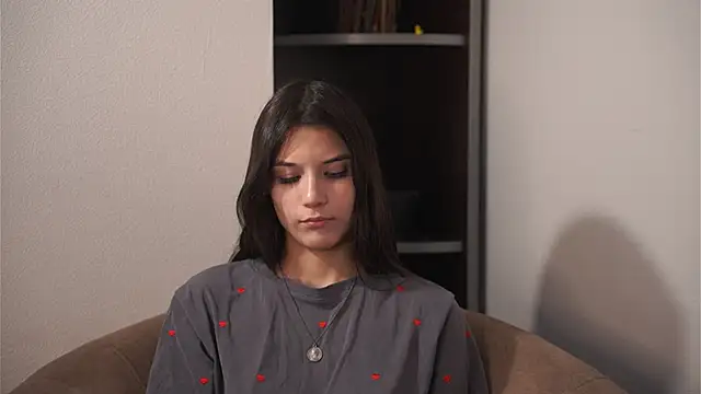 Snapshot of CaroylnPaiva chatting on February 26, 8:57 am CaroylnPaiva online show from February 26, 8:57 am