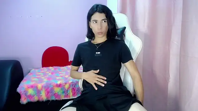 Larry craft online show from March 4, 8:26 pm