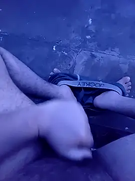 Snapshot of Thedelhifucker chatting on February 25, 6:50 pm Thedelhifucker online show from February 25, 6:50 pm