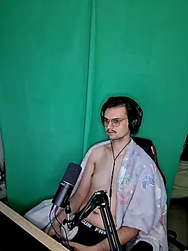 Snapshot of gamergoodboy chatting on February 25, 10:19 pm gamergoodboy online show from February 25, 10:19 pm