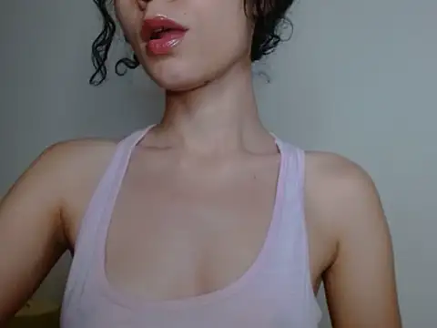 Snapshot of helena_hadler chatting on March 13, 4:30 am helena hadler online show from March 13, 4:30 am