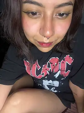 kiss-Me01 online show from May 26, 5:14 am