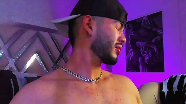 Vincentblack online show from April 3, 4:54 am