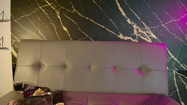 Snapshot of venus_laurent chatting on February 26, 3:16 am venus laurent online show from February 26, 3:16 am