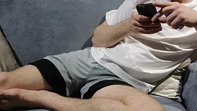 chantatummm online show from April 9, 8:47 pm