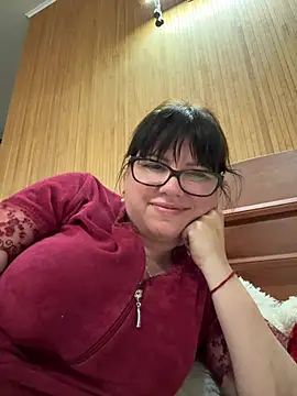 Snapshot of expensive_lady chatting on May 10, 5:29 pm expensive lady online show from May 10, 5:29 pm
