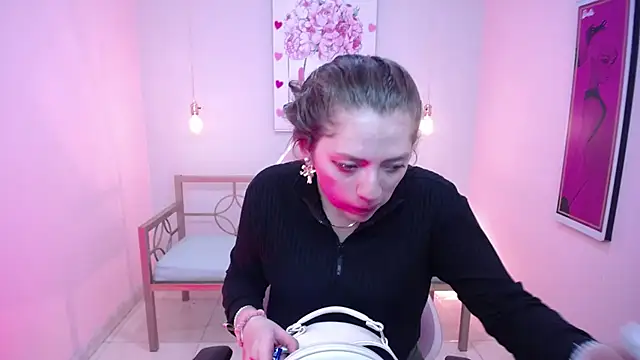 Antonella delgado online show from March 13, 3:02 am