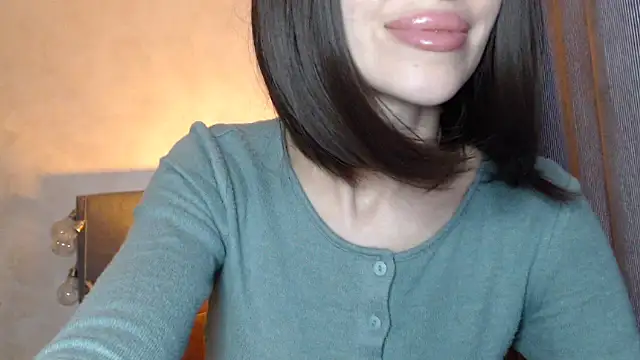 Nora Sweet1 online show from April 28, 11:48 am