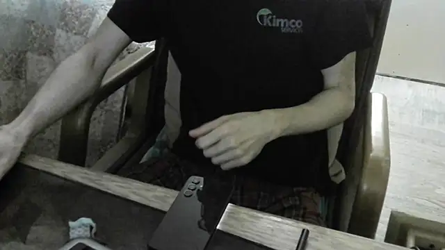 Snapshot of FiSTALiTY chatting on March 31, 10:15 am FiSTALiTY online show from March 31, 10:15 am